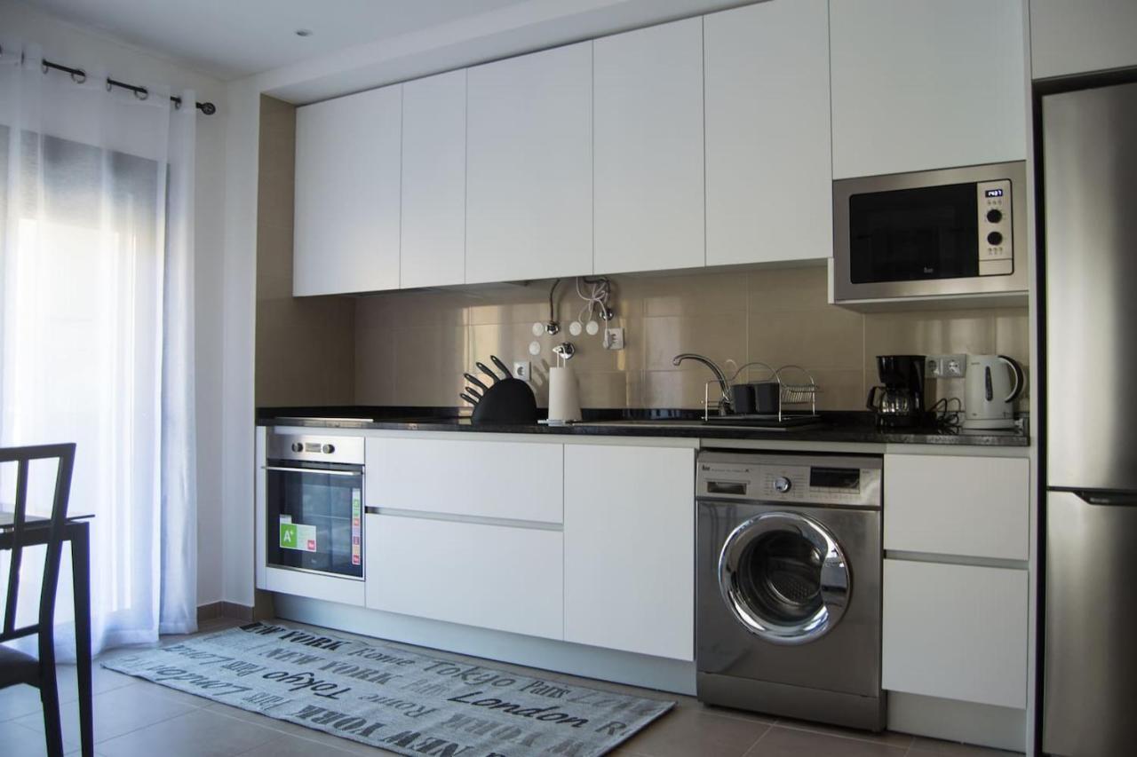 What A Life! Apartment Nazare Bagian luar foto