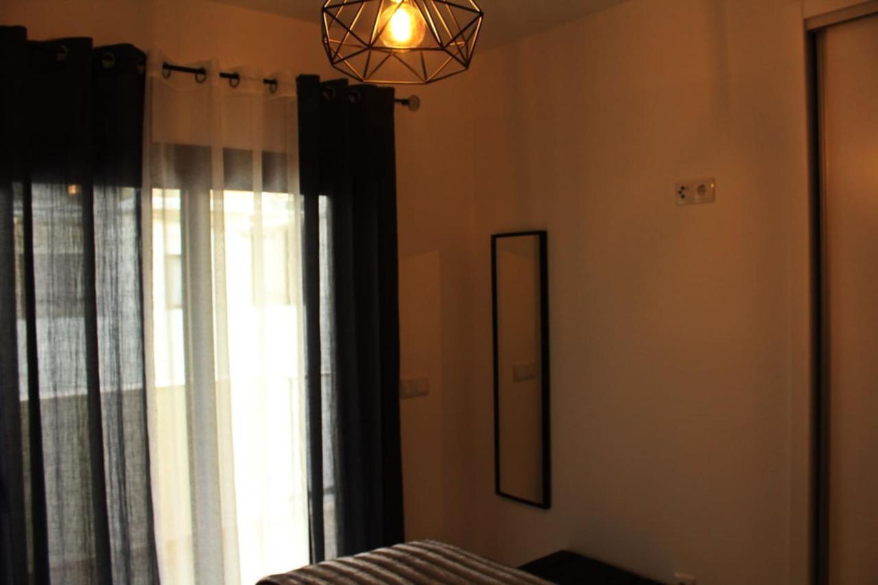 What A Life! Apartment Nazare Bagian luar foto